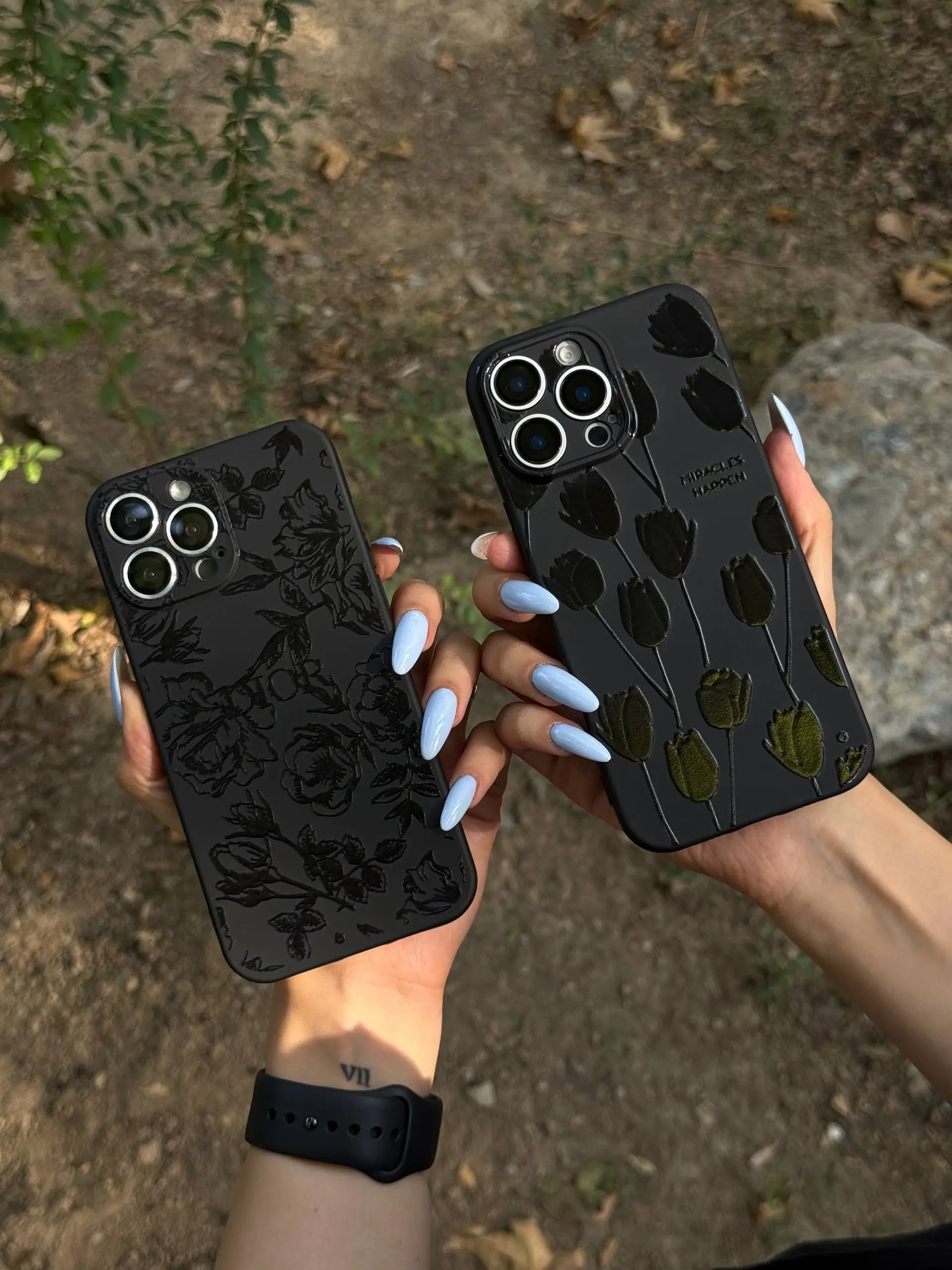 قاب گوشی سفارشی Black Floral