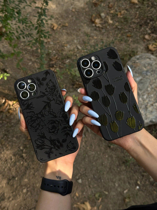 قاب گوشی سفارشی Black Floral